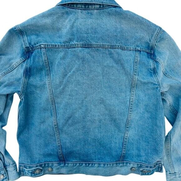 Levi's Trucker Jean Jacket Classic Size Large Light Blue Wash Denim Button Front - Picture 7 of 9